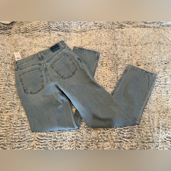 TALL Abercrombie ultra high rise 90s straight jean - Picture 5 of 9